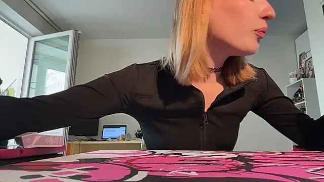 AnastaciaUltsch online show from July 20, 2026, 10:39 am