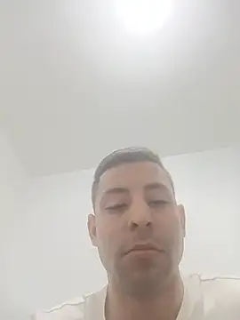 Snapshot of Cris_LaCobra_ chatting on July 25, 2026, 9:12 pm Cris LaCobra online show from July 25, 2026, 9:12 pm