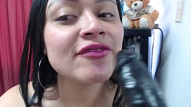 gabriela grace online show from January 1, 2025, 12:43 am