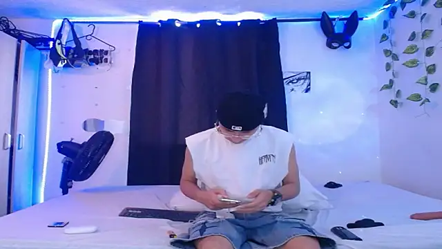 Anyelo miuller99 online show from July 22, 2026, 6:11 pm