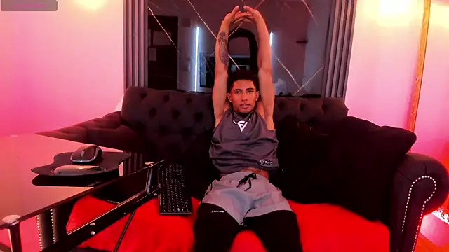 Snapshot of axel_black_xxx chatting on July 20, 2026, 2:52 pm axel black xxx online show from July 20, 2026, 2:52 pm