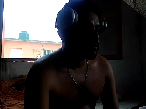ROSASKO online show from August 2, 2026, 7:01 pm