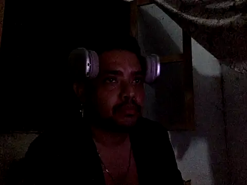 ROSASKO online show from August 4, 2026, 7:33 am