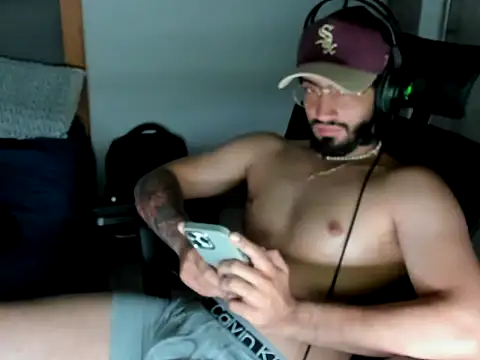 Thiagox2002 online show from July 23, 2026, 1:58 am