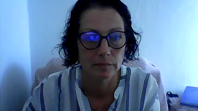 Snapshot of Arina9652 chatting on July 26, 2026, 12:56 pm Arina9652 online show from July 26, 2026, 12:56 pm