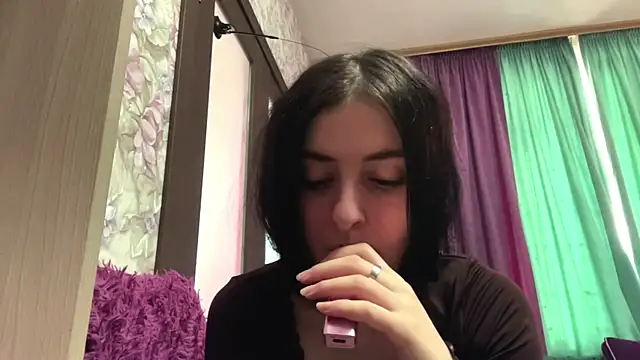 RochelleTrossbach online show from July 22, 2026, 2:53 pm