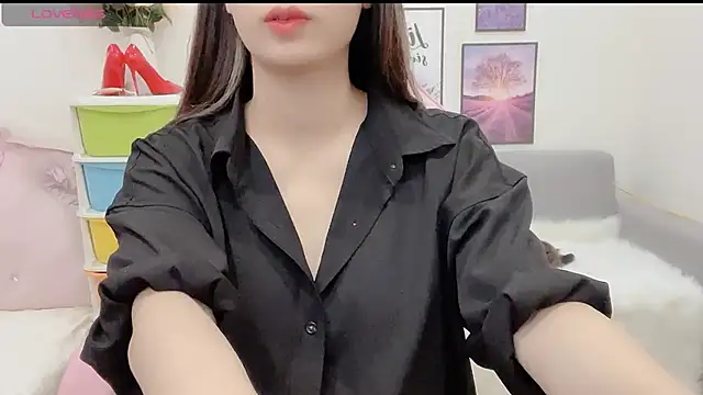 Snapshot of Katy_Bae chatting on January 24, 2025, 9:49 am Katy Bae online show from January 24, 2025, 9:49 am