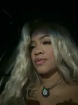 riri brunnete online show from June 20, 2026, 4:15 am