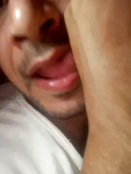 Snapshot of arousing3 chatting on July 29, 2026, 7:45 pm arousing3 online show from July 29, 2026, 7:45 pm
