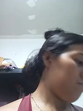 Snapshot of Hurtad_12 chatting on August 1, 2026, 1:27 am Hurtad 12 online show from August 1, 2026, 1:27 am