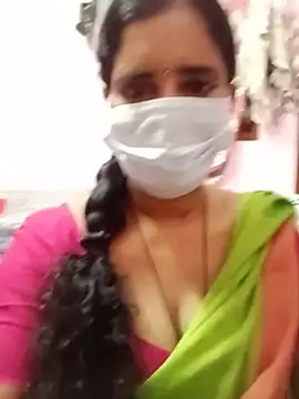 Snapshot of radhika78990 chatting on July 23, 2026, 2:48 pm radhika78990 online show from July 23, 2026, 2:48 pm