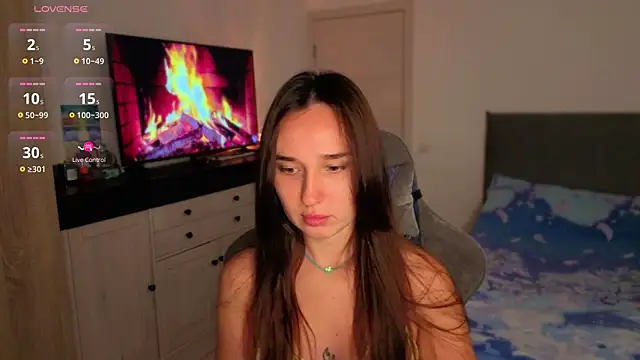 Snapshot of MegiMagick chatting on July 23, 2026, 8:29 pm MegiMagick online show from July 23, 2026, 8:29 pm