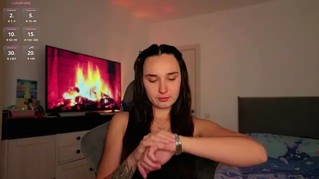 Snapshot of MegiMagick chatting on July 30, 2026, 7:35 pm MegiMagick online show from July 30, 2026, 7:35 pm