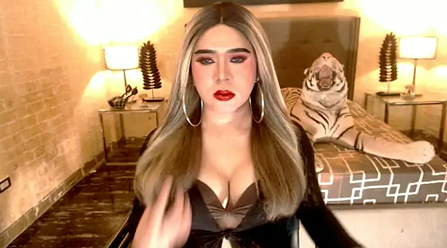 BigCumHuntersxx online show from January 27, 2025, 3:50 pm