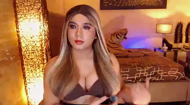 BigCumHuntersxx online show from March 2, 2025, 9:42 am