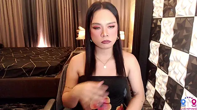 Snapshot of BigCockJewel chatting on October 9, 2025, 1:42 pm BigCockJewel online show from October 9, 2025, 1:42 pm