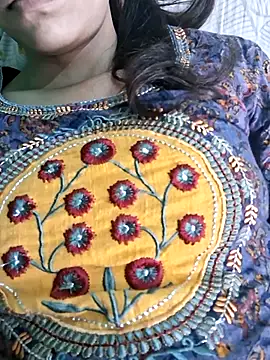 Nisha shukla online show from July 25, 2026, 6:44 am