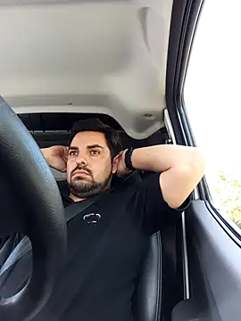 robredoj online show from October 29, 2025, 7:26 pm