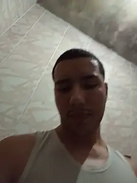 Snapshot of Arthurtani14 chatting on August 1, 2026, 4:12 am Arthurtani14 online show from August 1, 2026, 4:12 am