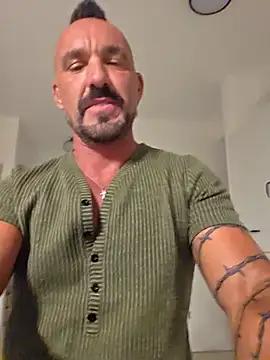 publicnakedman online show from July 24, 2026, 2:20 am