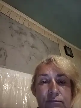 Bliss4532 online show from July 29, 2026, 9:35 pm