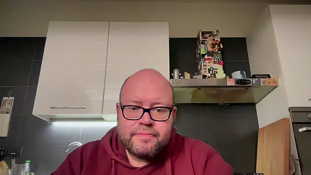 theitalianbear online show from December 9, 2024, 4:58 pm