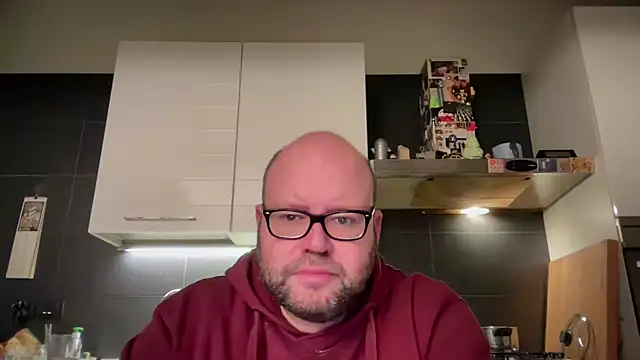theitalianbear online show from December 11, 2024, 4:28 am