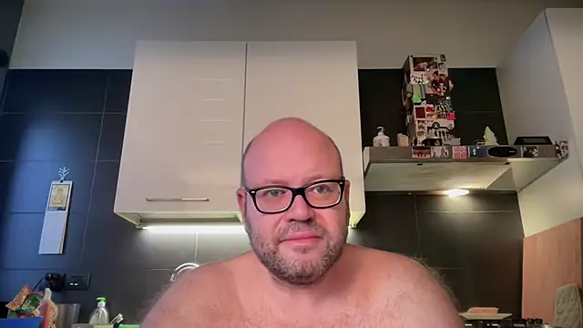 theitalianbear online show from July 3, 2026, 3:35 am