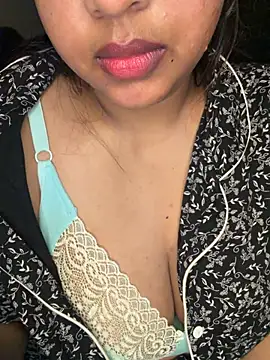 SpiceXSiren online show from July 25, 2026, 6:49 pm