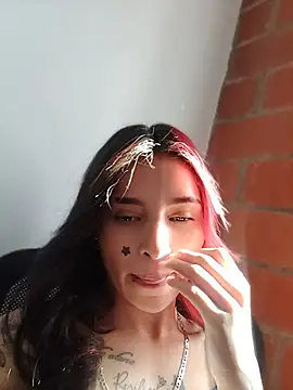 Ale moon online show from July 28, 2026, 8:52 pm