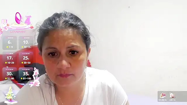 sexy jhoan88 online show from December 17, 2025, 7:20 pm