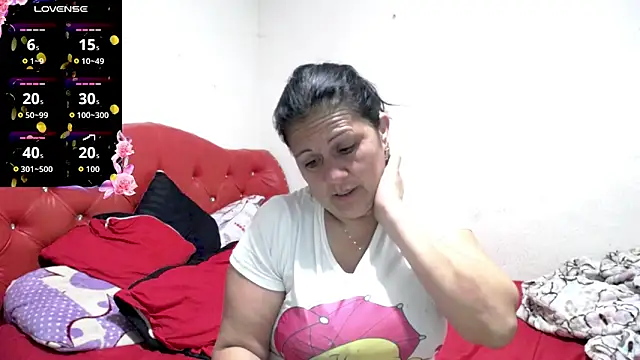 sexy jhoan88 online show from May 15, 2026, 11:12 pm