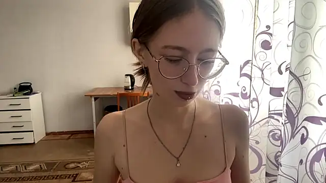 Snapshot of GlennSchrack chatting on July 29, 2026, 6:22 am GlennSchrack online show from July 29, 2026, 6:22 am