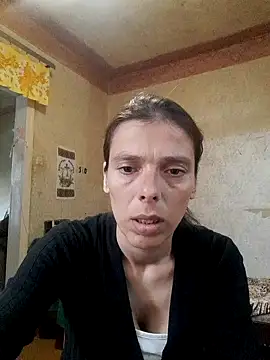 AnnaKissXX online show from July 28, 2026, 3:32 pm