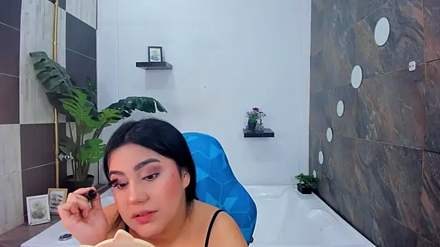 Cloe Hanson online show from July 30, 2026, 10:47 am
