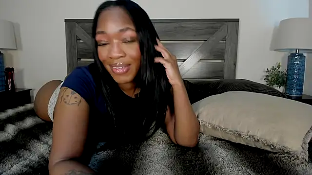 nicolesolace online show from June 27, 2026, 9:09 pm