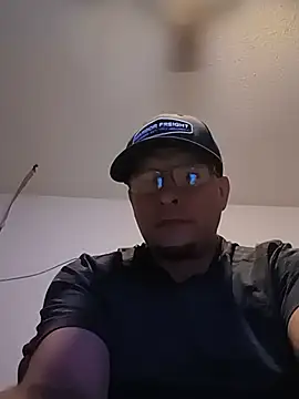 lilpapichuloxoxo online show from July 30, 2026, 3:16 am