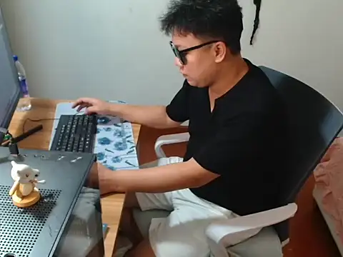 cc2003vv online show from July 30, 2026, 12:59 pm