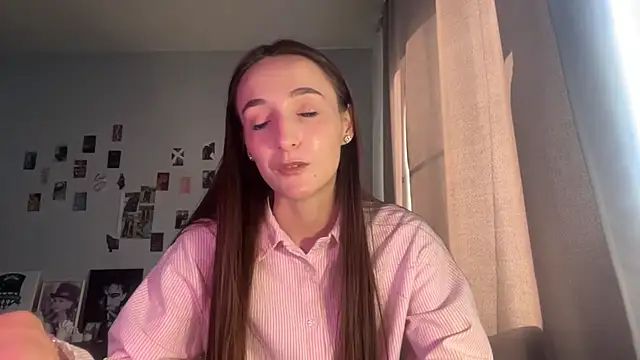 MerilynPlenty online show from July 31, 2026, 2:27 pm