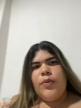 Snapshot of Alexia451 chatting on August 5, 2026, 8:44 pm Alexia451 online show from August 5, 2026, 8:44 pm