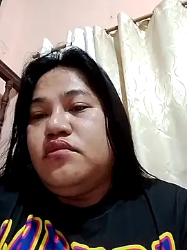 Snapshot of Andrea0414 chatting on October 18, 2025, 7:14 pm Andrea0414 online show from October 18, 2025, 7:14 pm