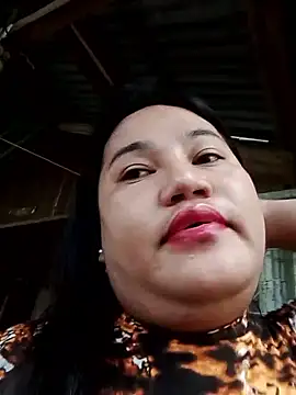 Snapshot of Andrea0414 chatting on October 27, 2025, 11:31 pm Andrea0414 online show from October 27, 2025, 11:31 pm