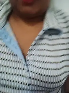 Snapshot of Hot_madhu5 chatting on August 3, 2026, 1:05 pm Hot madhu5 online show from August 3, 2026, 1:05 pm