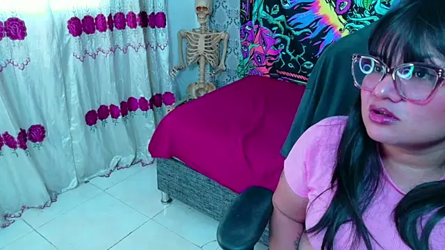 Anyka Terra online show from August 5, 2026, 8:33 pm
