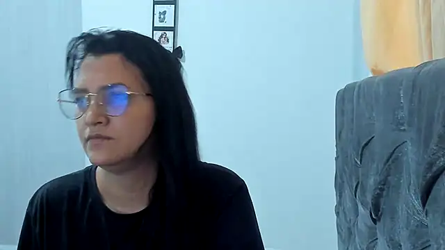 MARILYN GARCIA online show from January 11, 2025, 8:43 pm