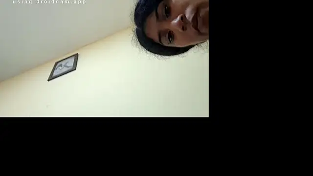 valquiri1 online show from August 5, 2026, 2:53 pm