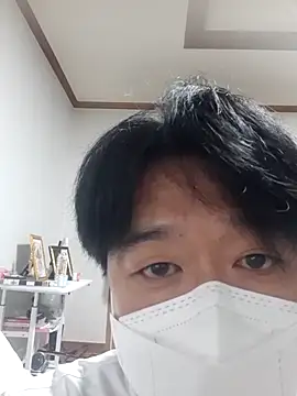 Snapshot of okay-boy chatting on August 7, 2026, 2:19 pm okay-boy online show from August 7, 2026, 2:19 pm