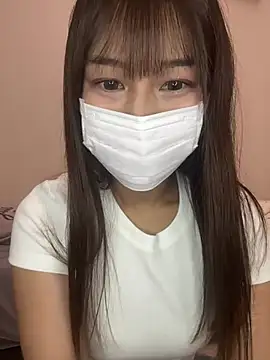 SakuraMochan online show from August 9, 2026, 1:05 pm
