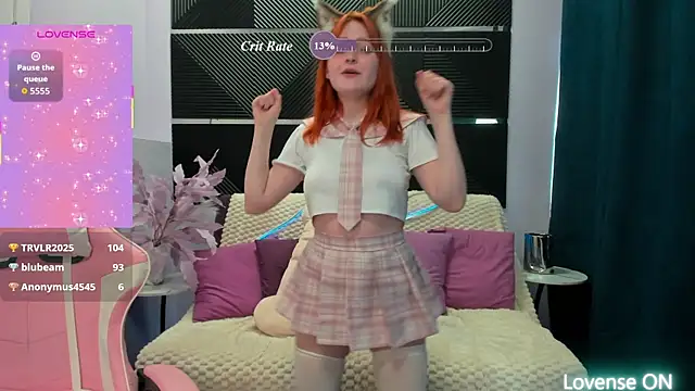 VulpesLux online show from August 9, 2026, 3:23 am