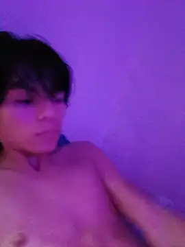Snapshot of alessandrohott chatting on August 8, 2026, 4:31 pm alessandrohott online show from August 8, 2026, 4:31 pm